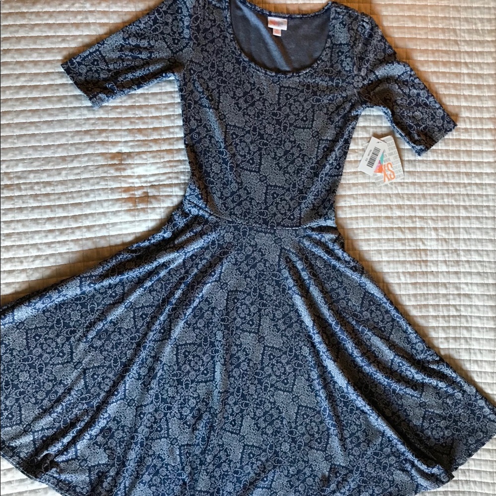 LulaRoe Nicole (XS)